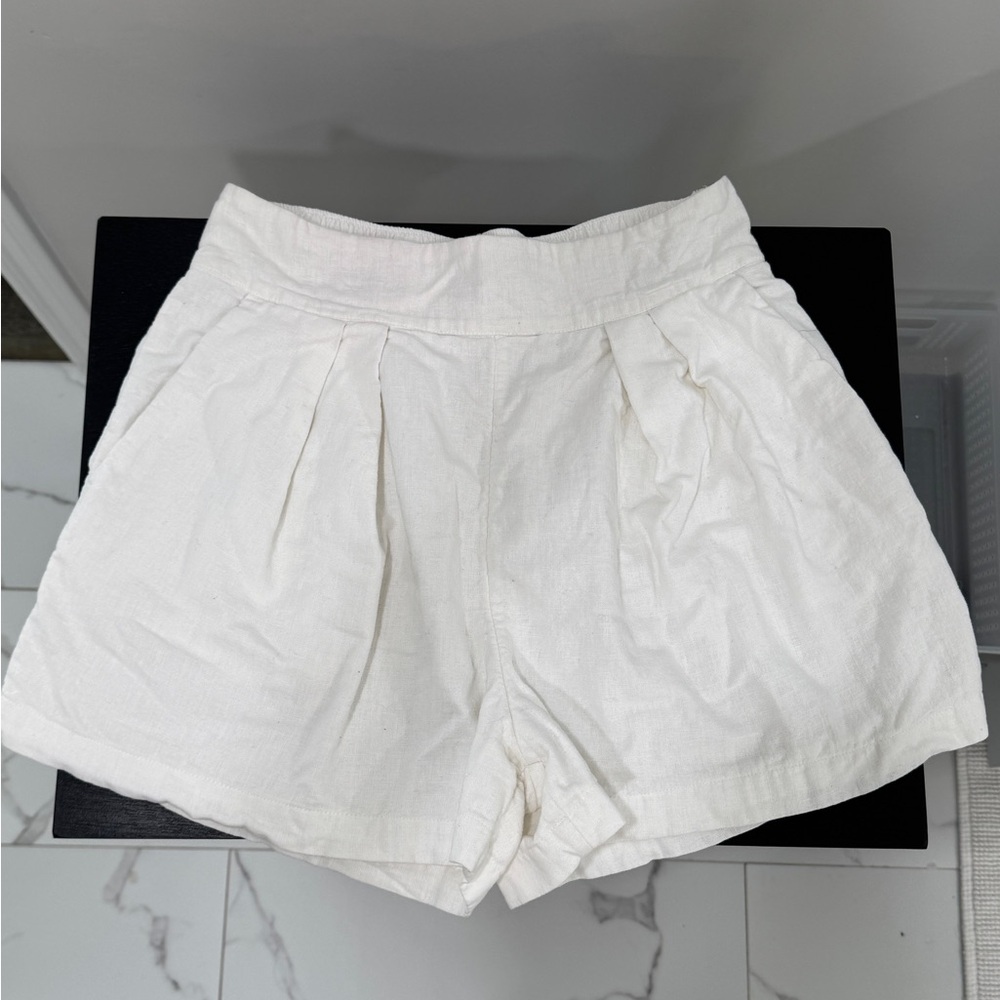 Abercrombie & Fitch Linen Wide Leg Shorts - Women’s Size Small